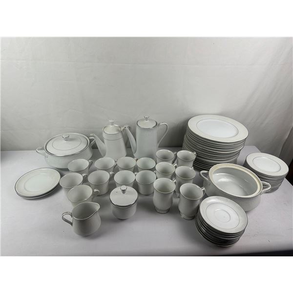 67-Piece Fine China Lovelace Pattern by Crown Royal