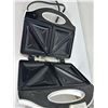 Image 3 : Sandwich Maker & Starfrit Potato Chipper