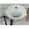Image 4 : Sandwich Maker & Starfrit Potato Chipper