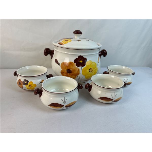 Vintage Soup Tureen & 4 Bowls