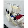 Image 5 : Serger Sewing Machine