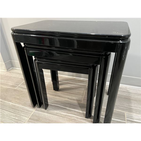Nesting Tables