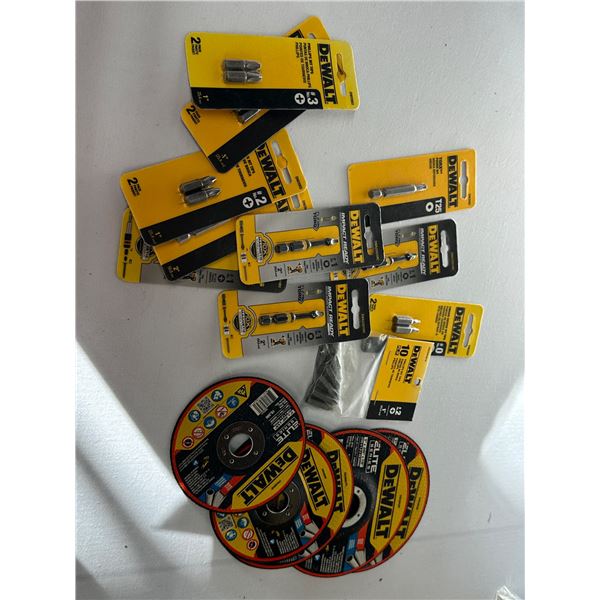 DeWalt Lot 5 Metal Cutting Discs + Assorted Drill Bits + 10 Pack Phillips Bit Tips Tool Lot