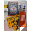 Image 3 : Tool Lot Swanson Angle Finder + Carpenter Pencils + 3 Lenox Bi-Metal Hole Saws + DeWalt Bits