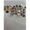 Image 1 : 30 US Army DUI Badges Pins Various Conditions Some Previously Mounted Military Insignia Lot