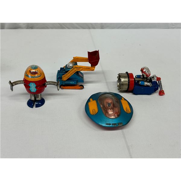 Vintage 1970s Shinsei UFO Commander 7 Diecast 4 Lot