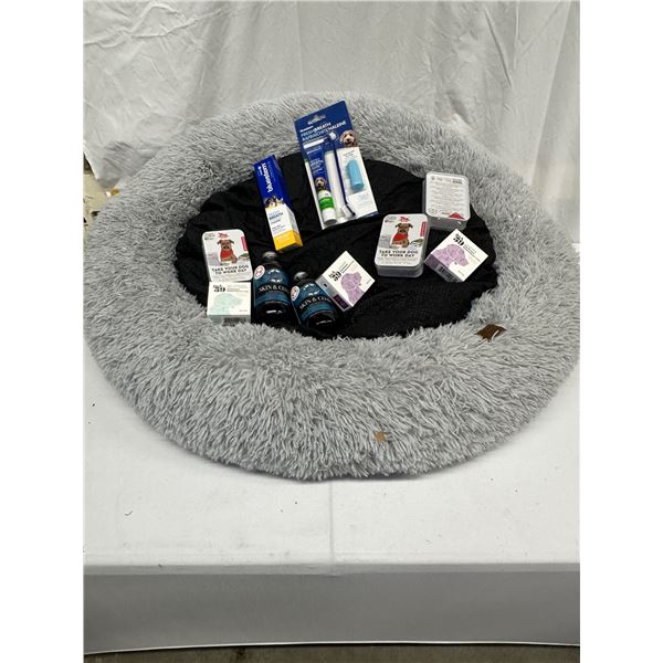 Dog Lovers Delight, New Dog Bed, Toothbrush, Shampoo & Pet Care Extras