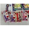Image 2 : 8-Piece Kids Toy & Collectibles Lot, 6 PEZ Collectibles & 2 Doodle Jamz