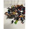 Image 3 : Massive Action Figure Lot, Vintage To Modern Figures, Collectibles & Extras
