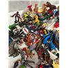 Image 5 : Massive Action Figure Lot, Vintage To Modern Figures, Collectibles & Extras