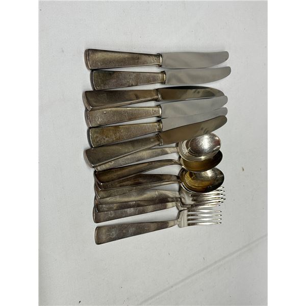 16-Piece Vintage 1940s Austrian Berndorf Flatware Lot, 6 Knives, 4 Forks & 4 Spoons