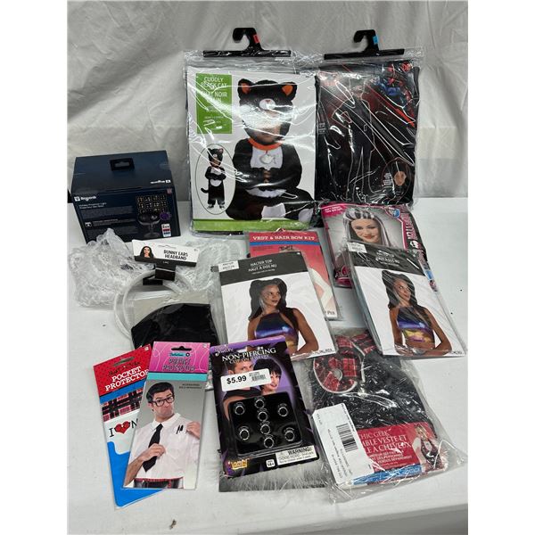 Holiday Projector Light, Halloween Costumes & Accessories, Seasonal Decor Lot