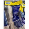 Image 3 : 4 Retractable Closet Pull-Out Rods, Wardrobe Hanger Rails & 4 Shelf Bracket Supports