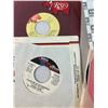 Image 3 : 34 - 1980/1970 Rock 45s