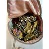 Image 2 : Bag Estate Jewelry