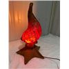 Image 2 : Seashell Lamp