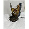 Image 4 : Stained Glass Butterfly Lamp