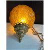 Image 2 : Vintage Eagle Swag Lamp
