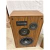 Image 2 : LXI Series 3-Way Speaker System
