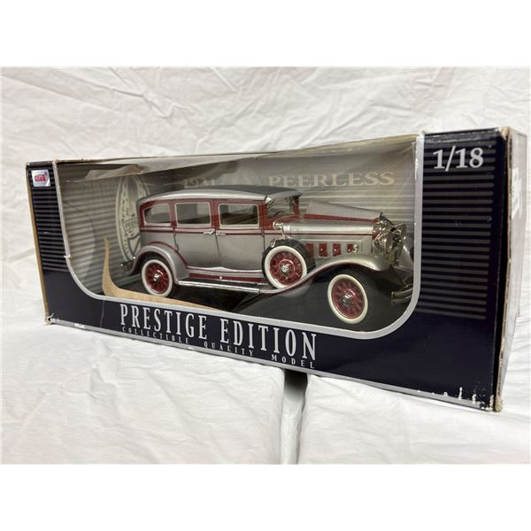 1/18 Scale Collector Car