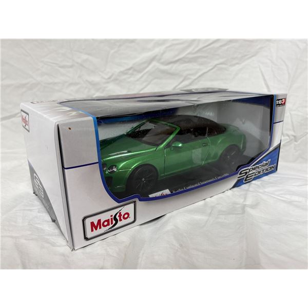 1/18 Scale Collector Car