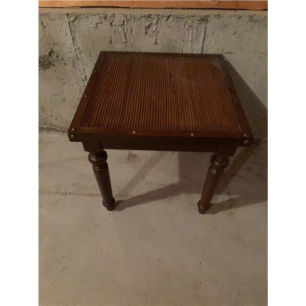 Wood Side Table With Turned Legs and Brass Accents 23x23x24 in