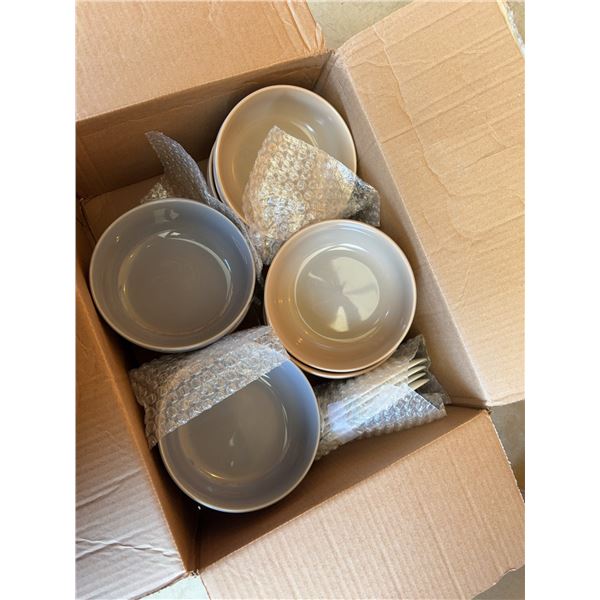 Ceramic Bowls and Holiday-Themed Plates Set