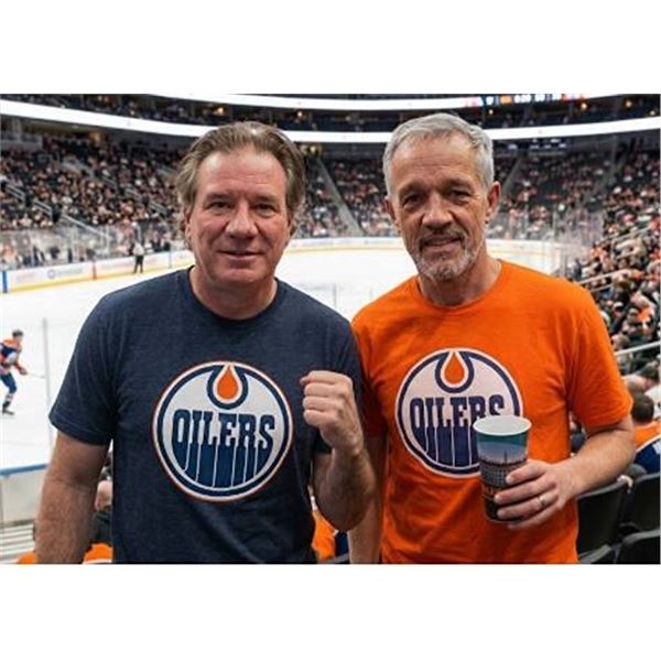Lot of 2 Edmonton Oilers NHL Medium T-Shirts Orange / Blue