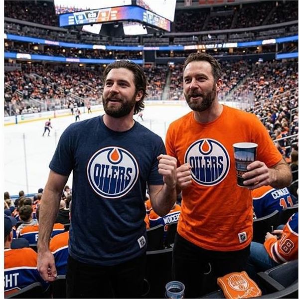Lot of 2 Edmonton Oilers NHL Large T-Shirts Orange / Blue