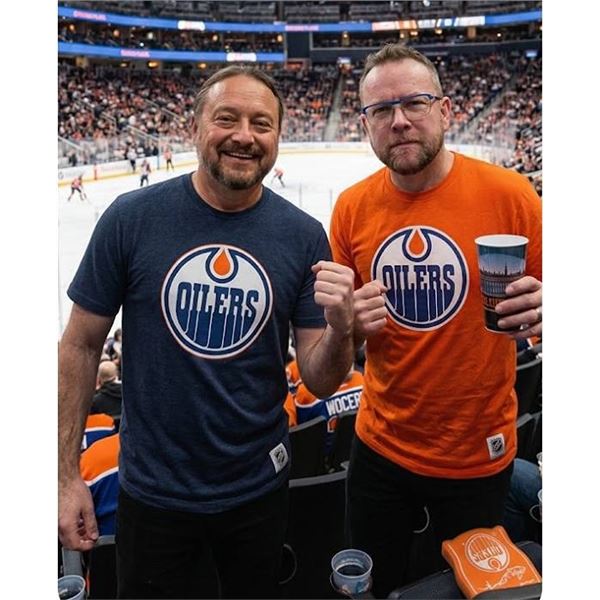 Lot of 2 Edmonton Oilers NHL X-Large T-Shirts Orange / Blue