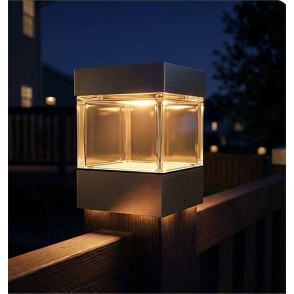 Fusion Solar-Powered Post Cap Light - 6.25" - Glass/Metal