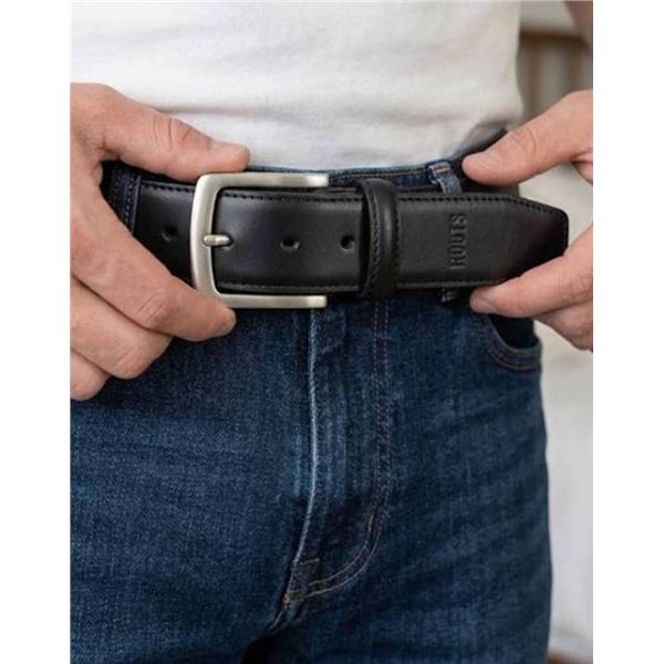 Roots Black Leather Belt Size M 32-34 in Box