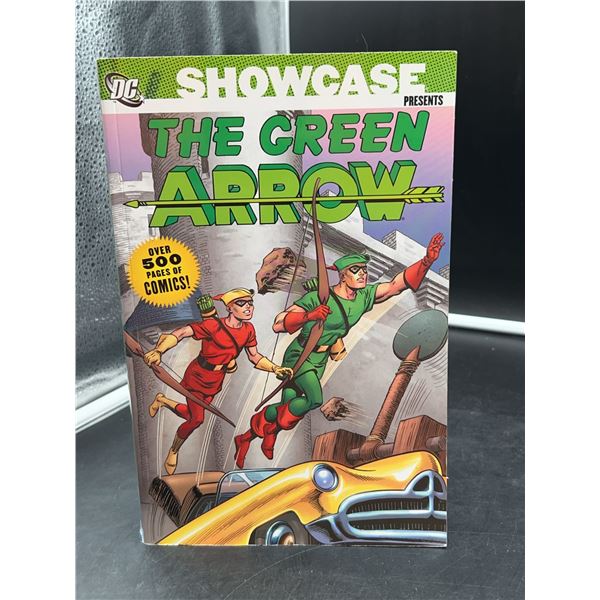 DC Showcase Presents: The Green Arrow Vol. 1