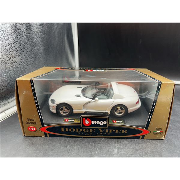 Bburago 1:24 Dodge Viper RT/10 1992 Diecast Model