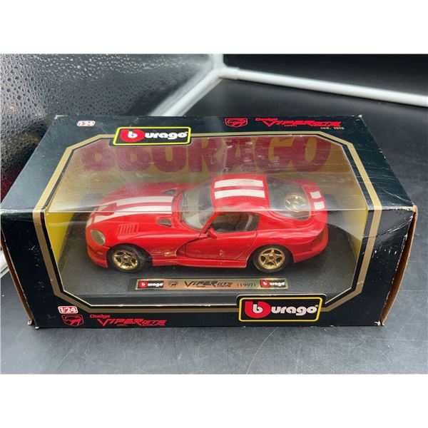 Bburago 1:24 Dodge Viper GTS Coupe Model Car