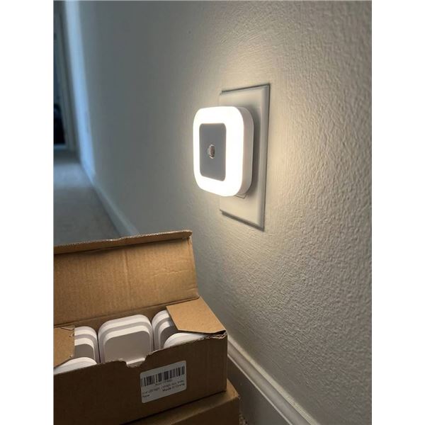 6 Pack LED Night Light Plug-Ins
