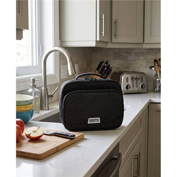 Lot of 2 ROOTS Black Insulated Lunch Bags