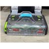 Image 5 : Bissell ProHeat 2X Revolution CleanShot Carpet Cleaner