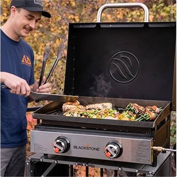 Blackstone 22" Tabletop Griddle with Hood