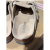 Image 4 : KIDMI Suede Slip-On Clogs Size 41