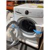 Image 3 : Electrolux Front Load Clothes Washer ELFW7337AW4