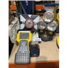 Image 1 : Trimble TSC2 Data Collector and Survey Reflectors