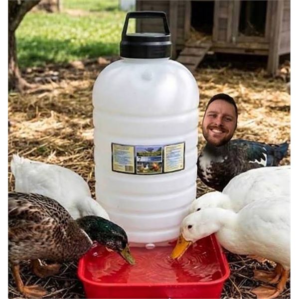 Farm-Tuff 7-Gallon Poultry and Bird Waterer
