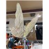 Image 3 : Holographic Butterfly Wing LED Floor Lamp