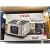 Image 2 : T-fal Selection 4-Slice Digital Toaster