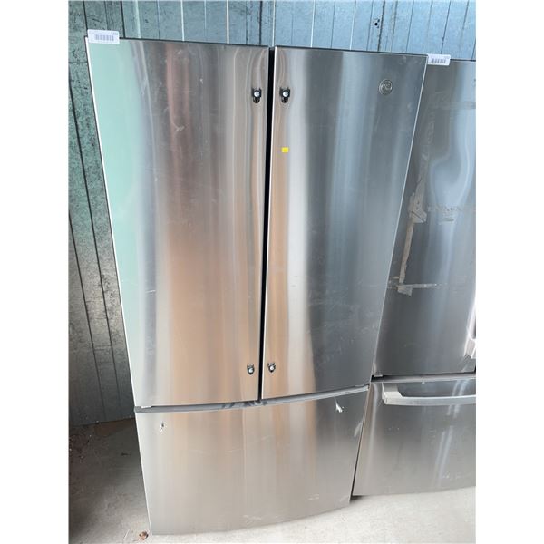 GE GWE19JYLFFS Stainless French Door Refrigerator