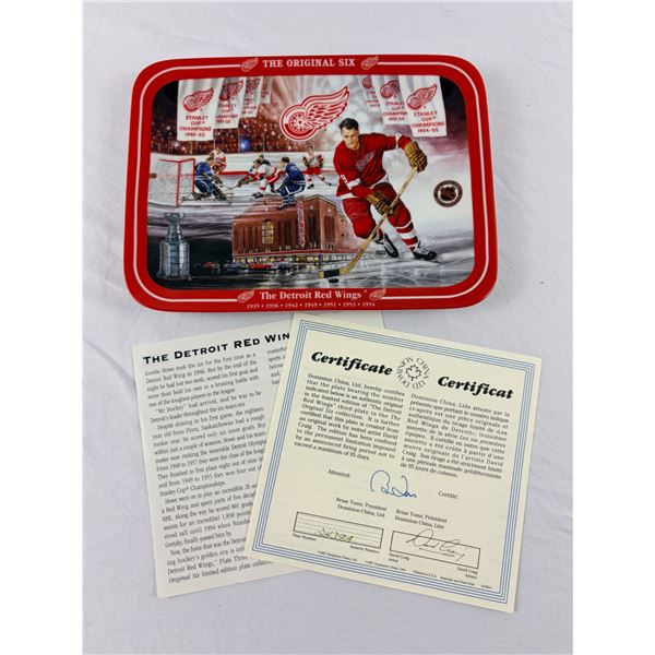 "The Detroit Red Wings" Collectors Plate