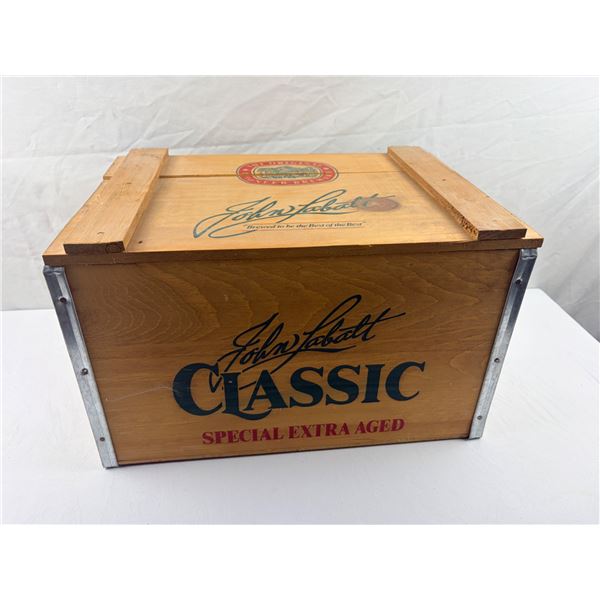 Classic John Labatt Crate