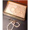Image 5 : Costume Jewellery with Hand-Painted Japanese Musical Jewellery Box