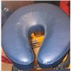 Image 3 : Master Massage Tables Portable Massage Table with Face Cradle